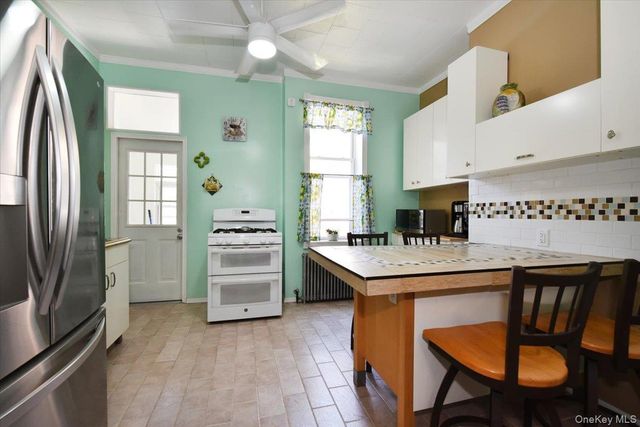 68-12 62nd Street, Ridgewood, NY 11385