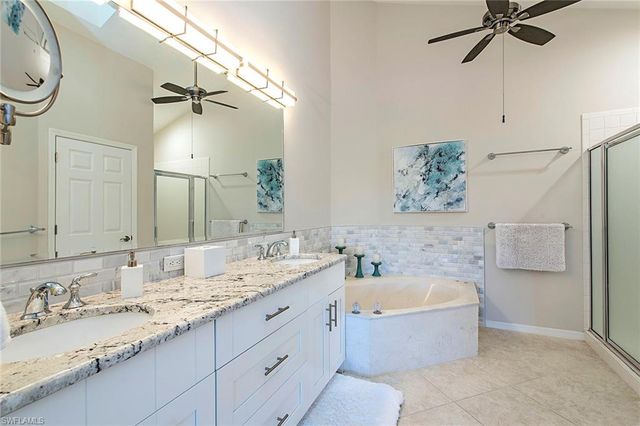 26850 Wedgewood DR 202, Bonita Springs, FL 34134