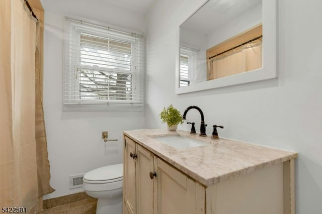 788 Country Club Rd, Bridgewater Twp., NJ 08807