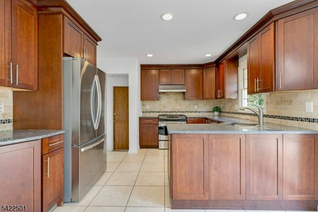 788 Country Club Rd, Bridgewater Twp., NJ 08807