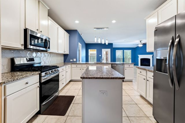 5825 Melville Lane, Forney, TX 75126