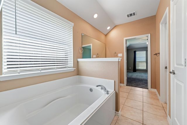 5825 Melville Lane, Forney, TX 75126