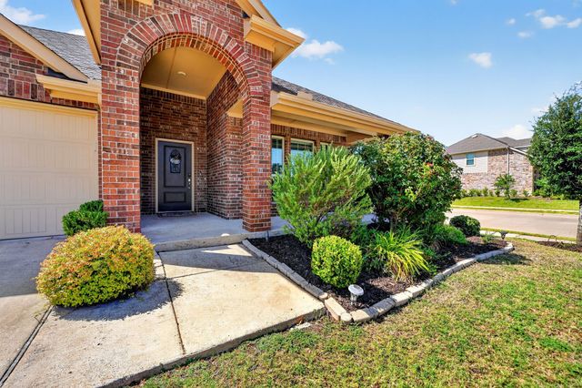 5825 Melville Lane, Forney, TX 75126