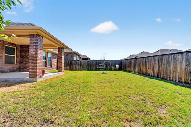 5825 Melville Lane, Forney, TX 75126
