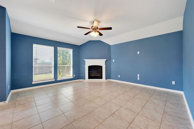 5825 Melville Lane, Forney, TX 75126