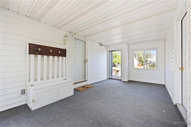 1076 98th Street, Niagara Falls, NY 14304