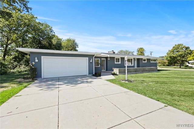 1076 98th Street, Niagara Falls, NY 14304