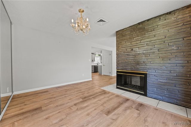 1076 98th Street, Niagara Falls, NY 14304