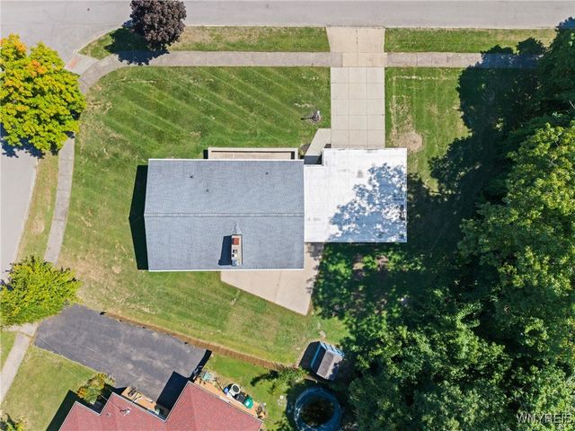 1076 98th Street, Niagara Falls, NY 14304