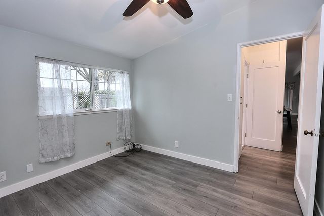 1014 Sunset Dr, Roseville, CA 95678