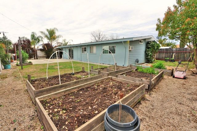 1014 Sunset Dr, Roseville, CA 95678