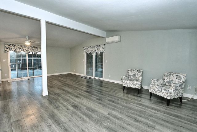 1014 Sunset Dr, Roseville, CA 95678