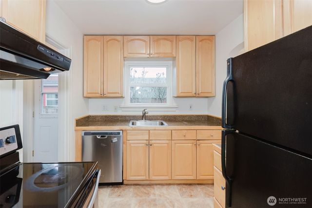 1908 Snyder Avenue, Bremerton, WA 98312