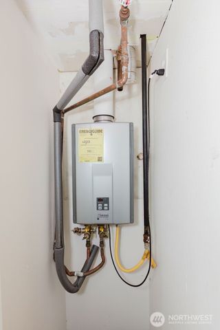 1908 Snyder Avenue, Bremerton, WA 98312