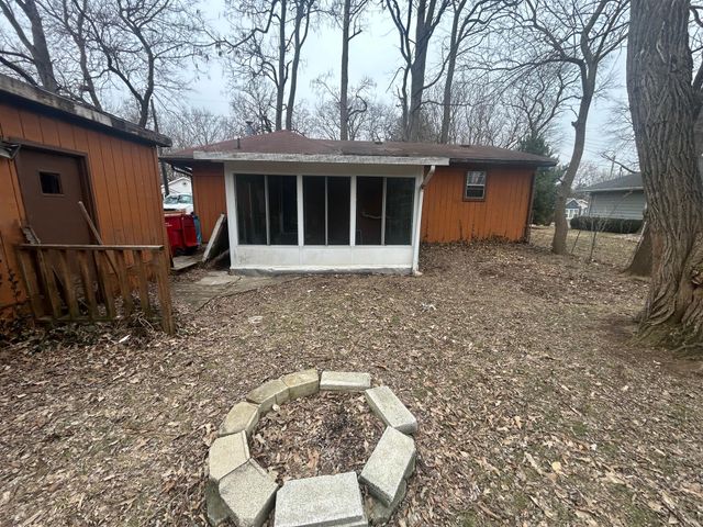 8919 W 142nd Avenue, Cedar Lake, IN 46303