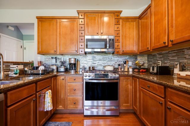 7574 Woodmere Court, Liberty Twp, OH 45044