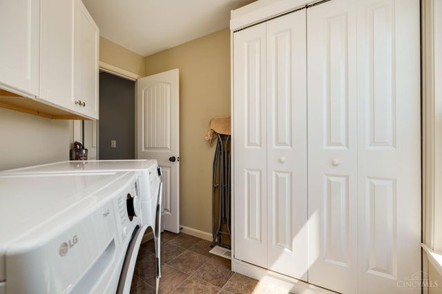 7574 Woodmere Court, Liberty Twp, OH 45044