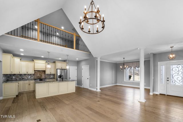 15590 Piper Spring Avenue, Abingdon, VA 24210