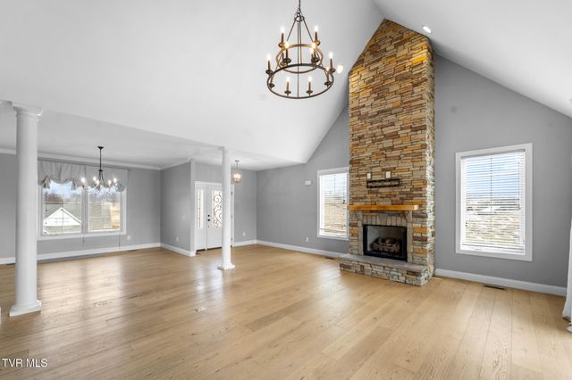 15590 Piper Spring Avenue, Abingdon, VA 24210