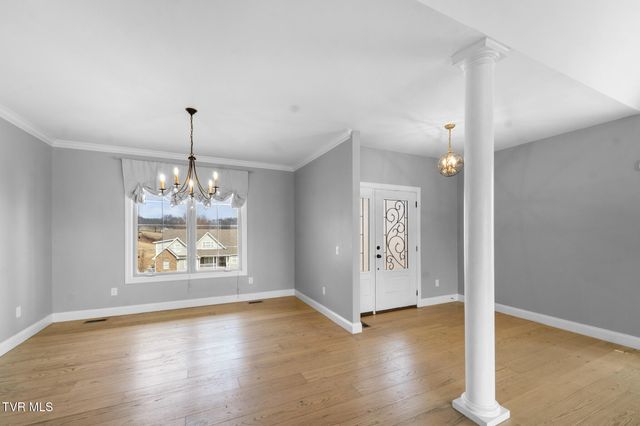 15590 Piper Spring Avenue, Abingdon, VA 24210