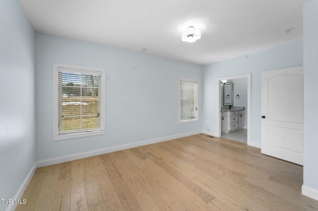 15590 Piper Spring Avenue, Abingdon, VA 24210