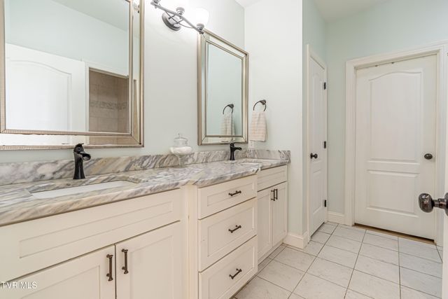 15590 Piper Spring Avenue, Abingdon, VA 24210