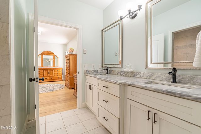 15590 Piper Spring Avenue, Abingdon, VA 24210