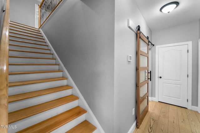 15590 Piper Spring Avenue, Abingdon, VA 24210