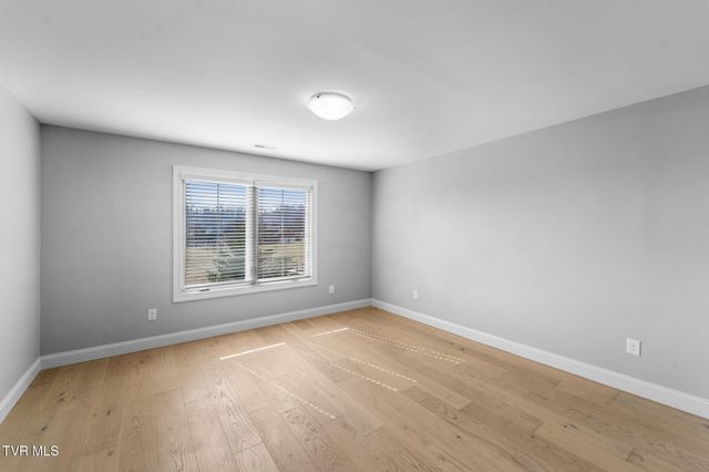 15590 Piper Spring Avenue, Abingdon, VA 24210