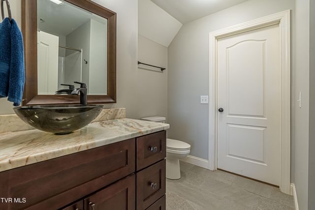 15590 Piper Spring Avenue, Abingdon, VA 24210