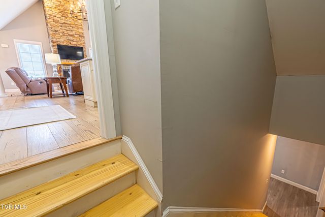 15590 Piper Spring Avenue, Abingdon, VA 24210