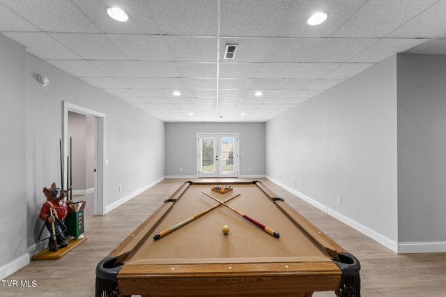 15590 Piper Spring Avenue, Abingdon, VA 24210