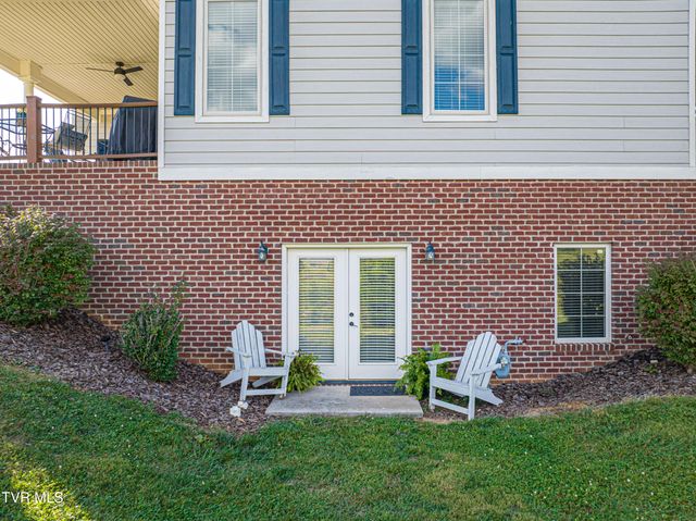 15590 Piper Spring Avenue, Abingdon, VA 24210