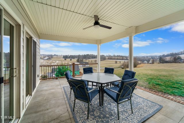 15590 Piper Spring Avenue, Abingdon, VA 24210