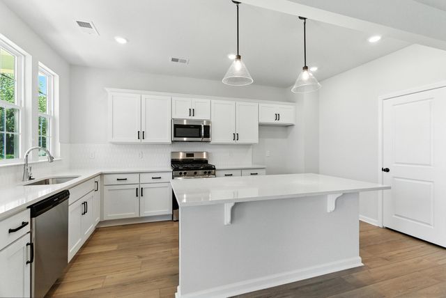 85 Crosswick Street, Summerville, SC 29483