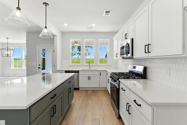 85 Crosswick Street, Summerville, SC 29483