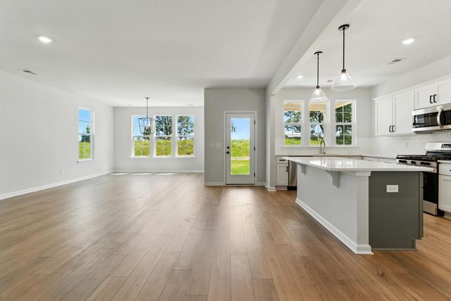 85 Crosswick Street, Summerville, SC 29483