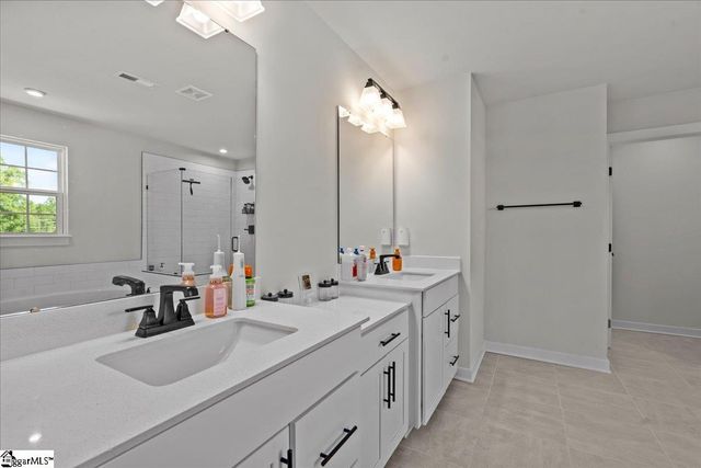 2102 Bluet Drive, Woodruff, SC 29388