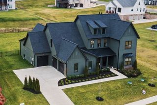 7204 Ellaby Ct, College Grove, TN 37046