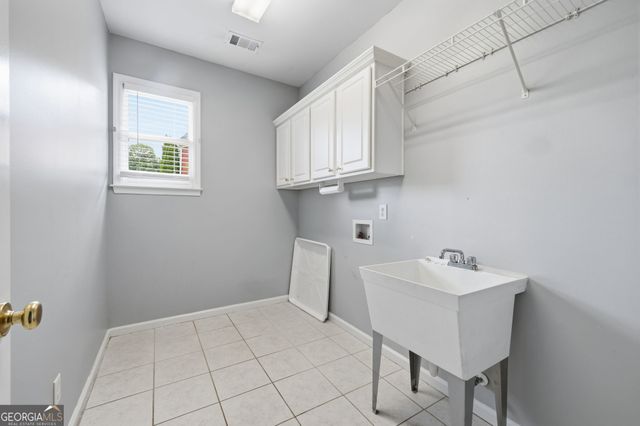 2704 Lost Lakes Drive, Powder Springs, GA 30127