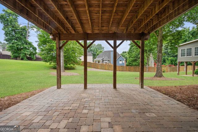 2704 Lost Lakes Drive, Powder Springs, GA 30127