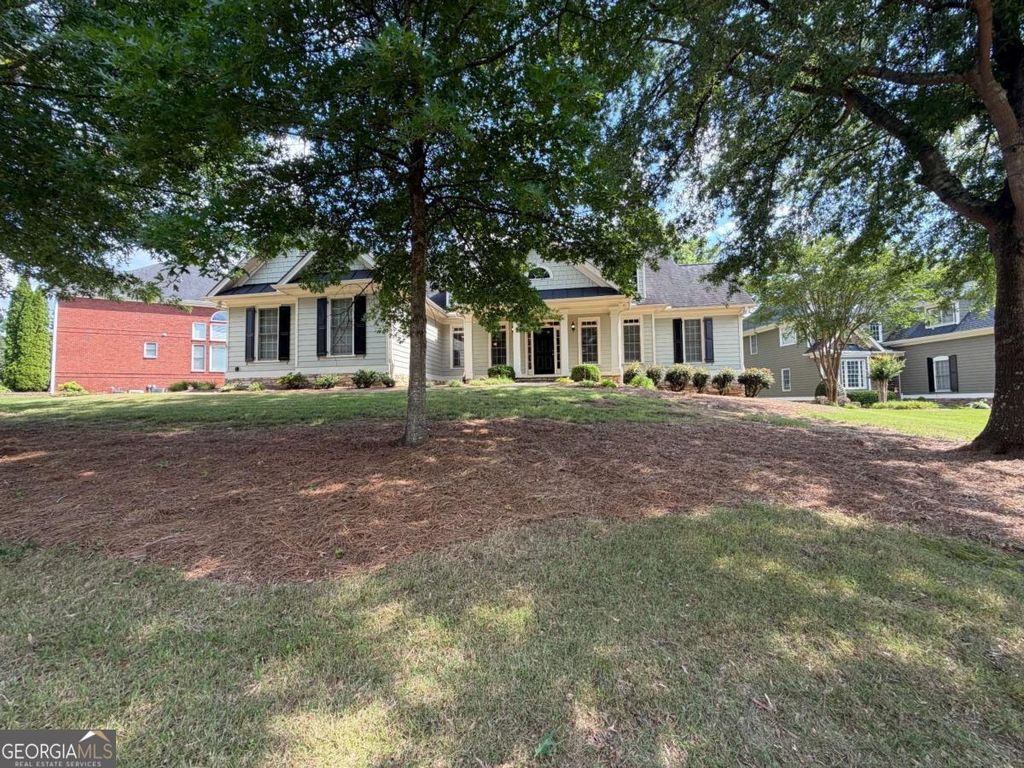 2704 Lost Lakes Drive, Powder Springs, GA 30127