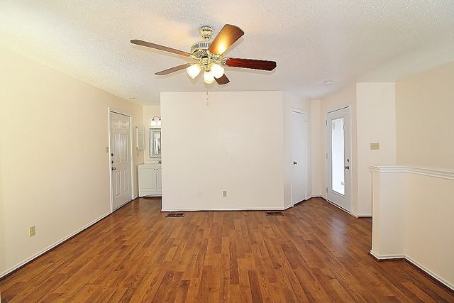 2301 Basil Drive F203, Arlington, TX 76006
