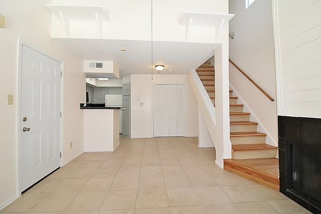 2301 Basil Drive F203, Arlington, TX 76006