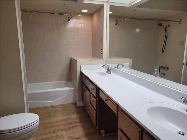 8200 Neely DR 115, Austin, TX 78759