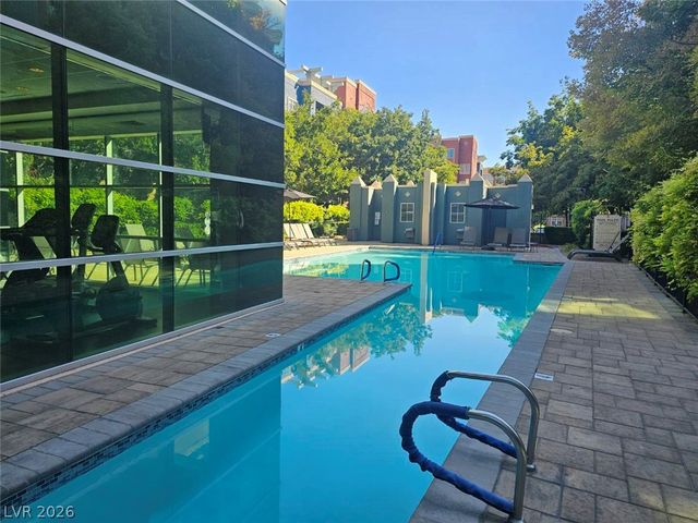 20 SERENE Avenue 414, Las Vegas, NV 89123