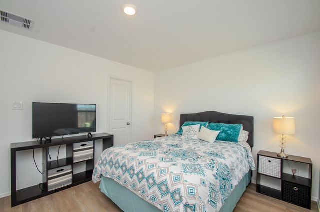 4355 Palmetto Grove Lane, Baytown, TX 77521