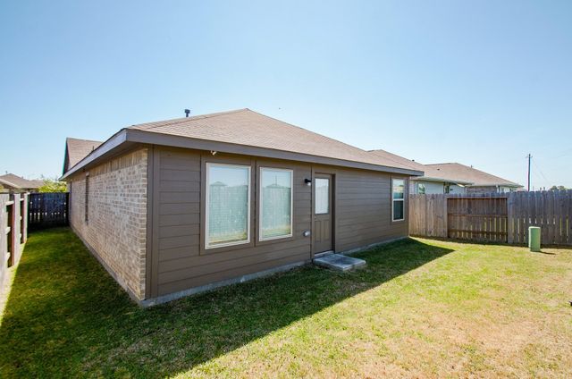 4355 Palmetto Grove Lane, Baytown, TX 77521