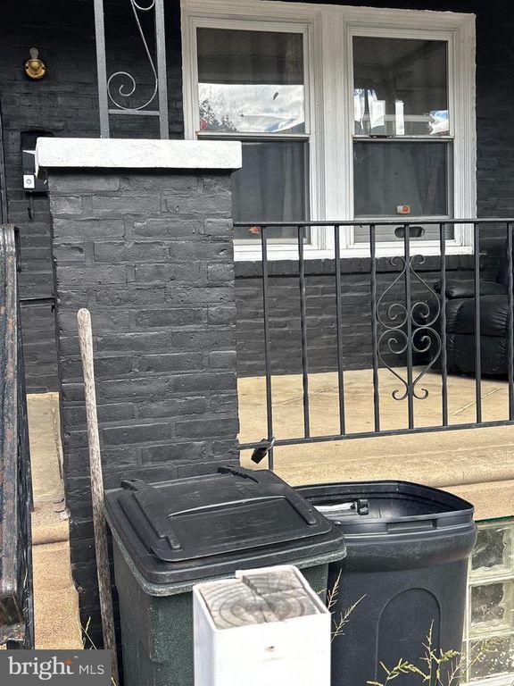2613 BONNAFFON ST, Philadelphia, PA 19142