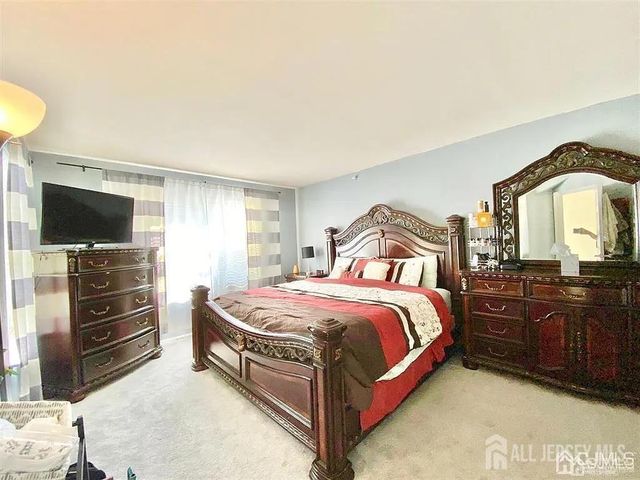 790 Harbortown Boulevard, Perth Amboy, NJ 08861